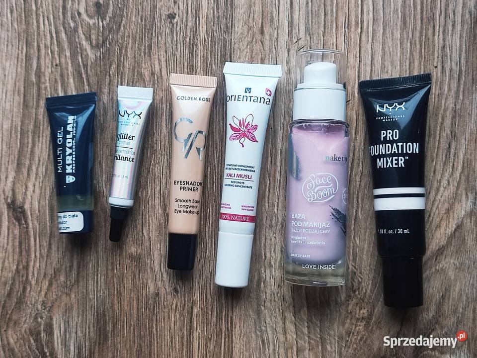 Zestaw 27 Kosmetyków kolorowych książka RLM Pacanów