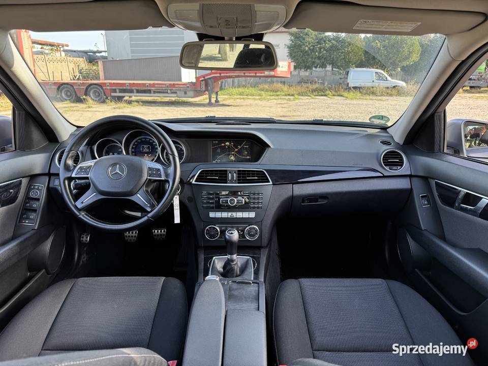 Mercedes C 18 BENZYNA Klimatronik Nawigacja Ledy wielkopolskie Konin