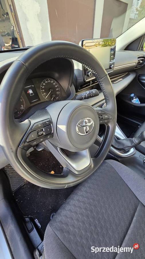 Toyota Yaris IV 10 Comfort mały przebieg 4 Sopot