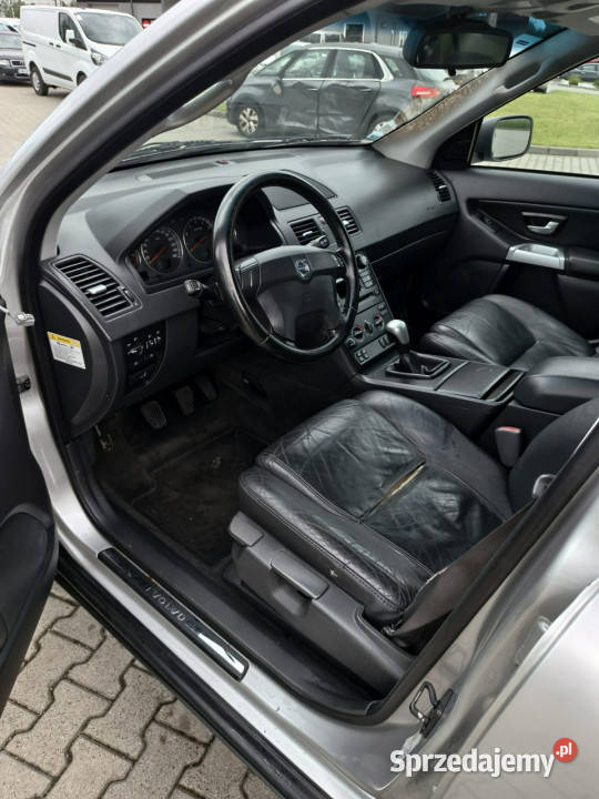 Volvo XC 90 AWD 25 turbo benzyna 210 KLIMA 7 benzyna sprzedam
