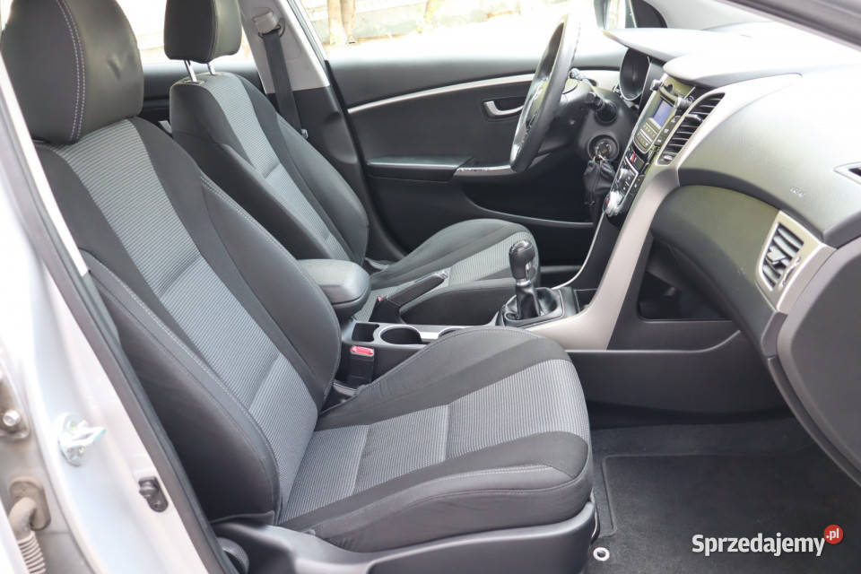 Hyundai i30 14 CVVT manualna Zabrze sprzedam
