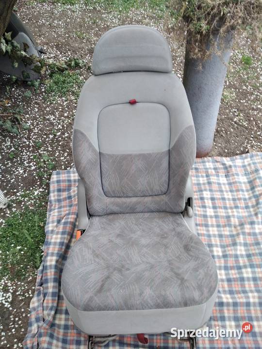 Ford Galaxy mk1 fotele środkowe 3 w jednym osobowe