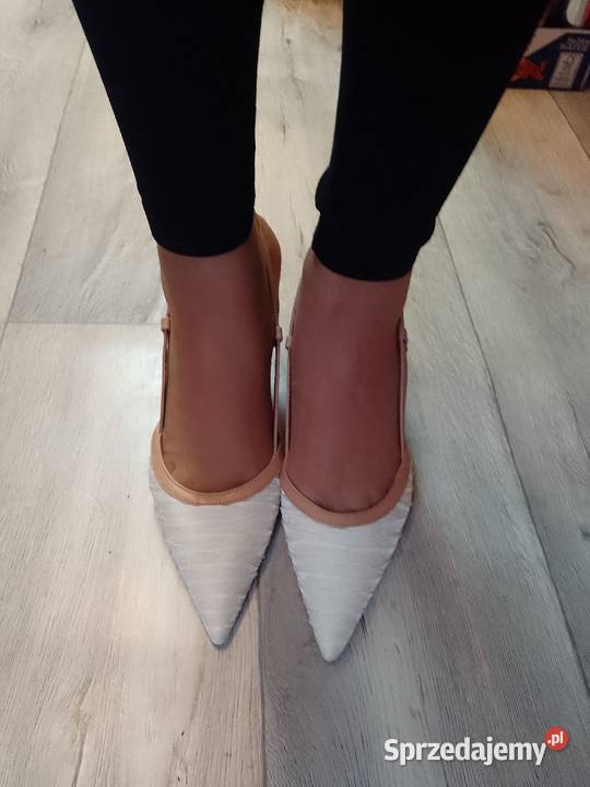 3940 Kremowo beżowe czółenka szpilki wieczorowe Kraków