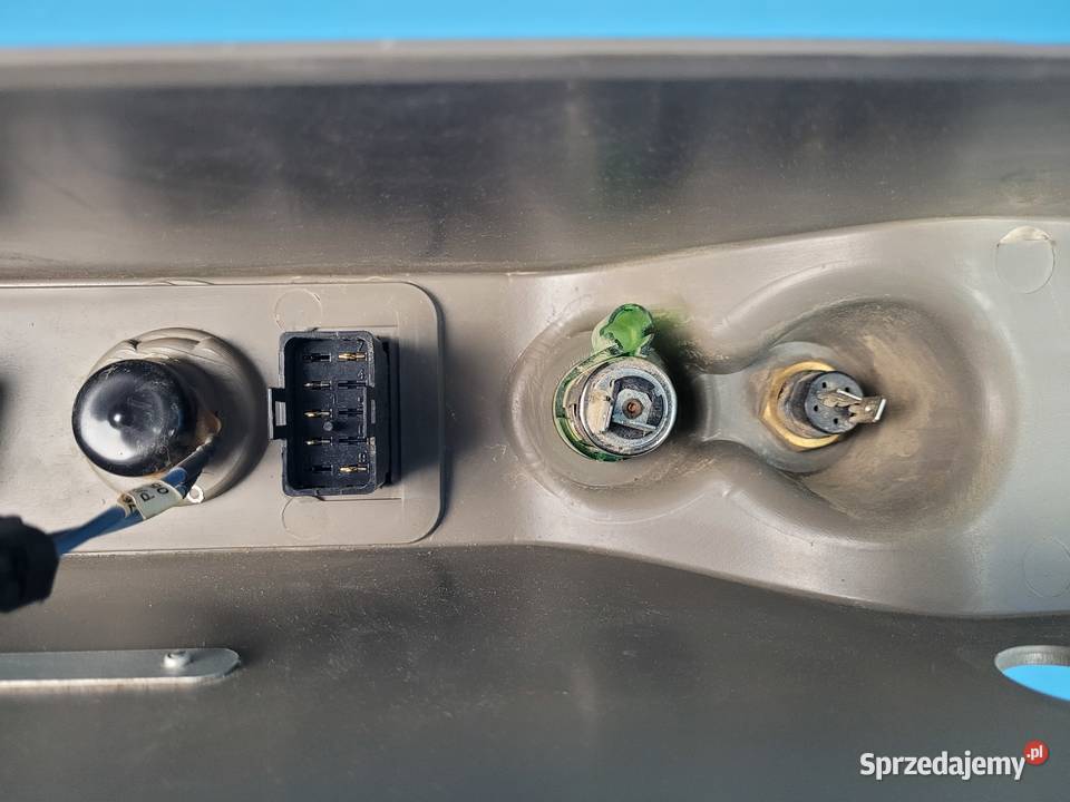 CASE IH PUMA 145 12r OSŁONA POKRYWA SŁUPKA C