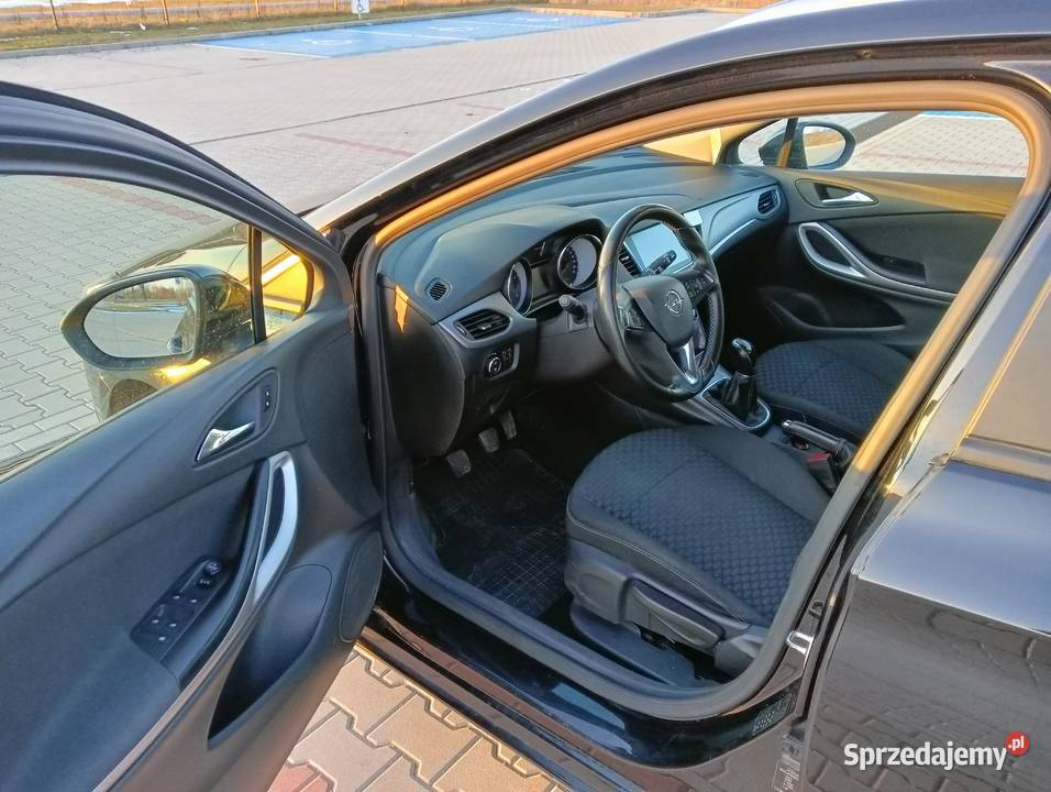 Opel Astra K 14 150 Rok produkcji 2017