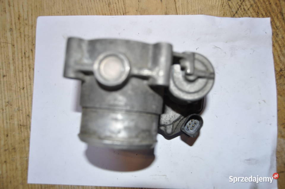 Audi A4 B8 18 20 TFSI Przepustnica 06F133062G Sierakowice sprzedam