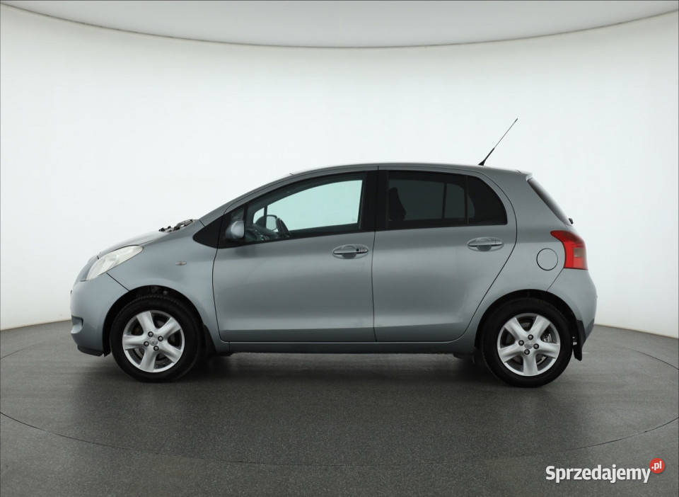 Toyota Yaris 13 VVTi 248314km Piaseczno sprzedam