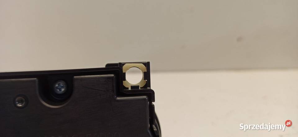 SUZUKI SWIFT MK8 PANEL KLIMATYZACJI 3951052R00 osobowe