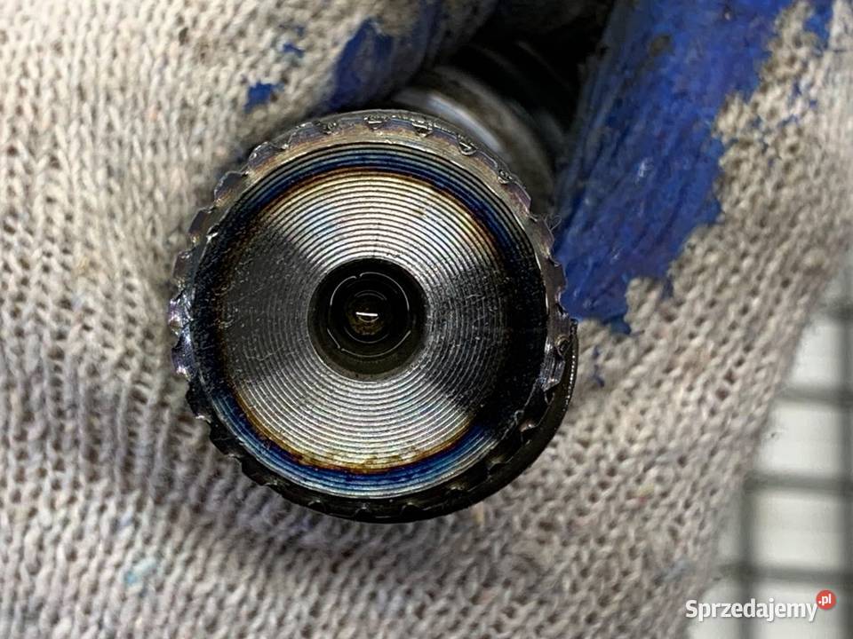 PÓŁOŚ LEWY PRZÓD DACIA DUSTER 16 105 1018 sprzedam