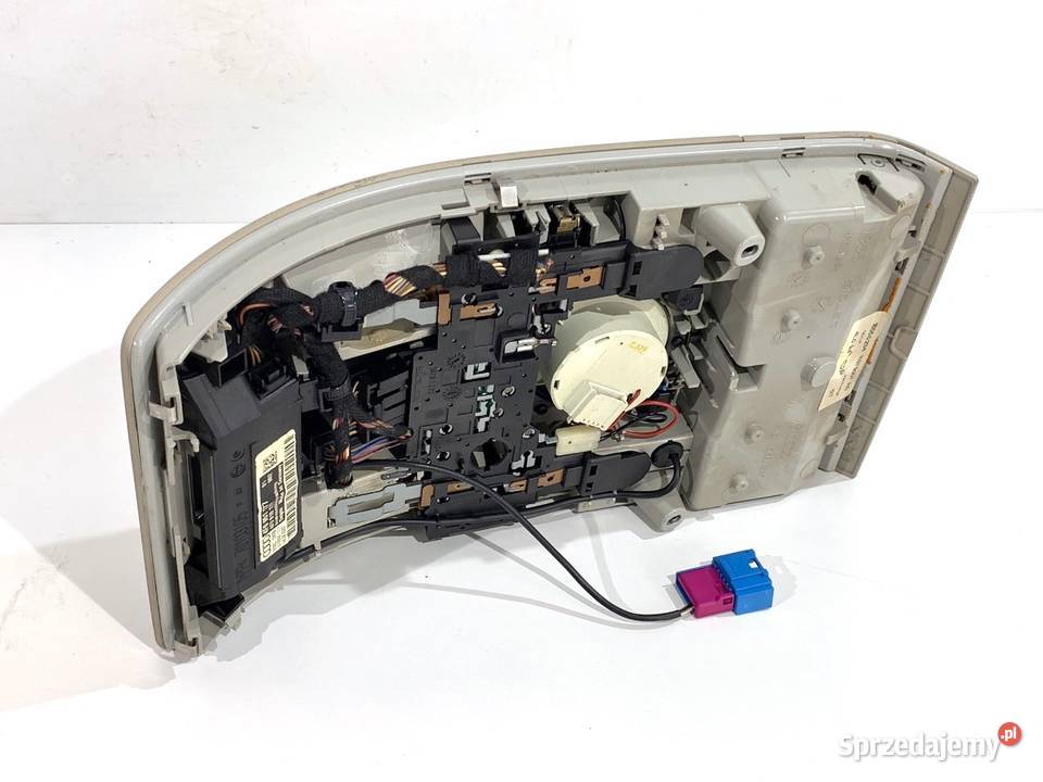 LAMPA SUFITOWA AUDI Q7 4L 4L0947135P SUV 0616 Pozostałe