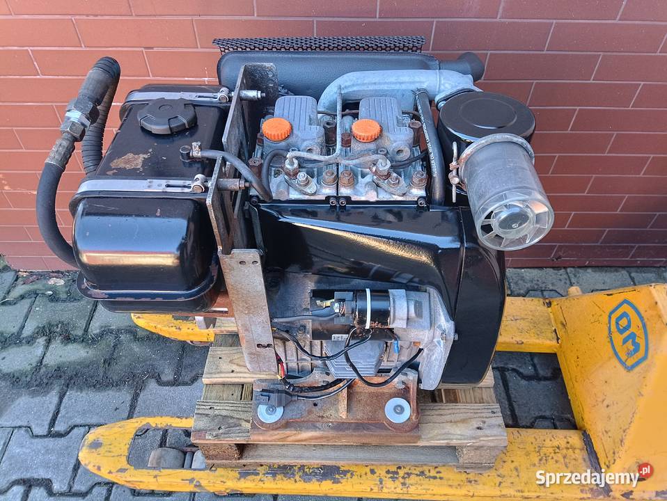 Silnik Lombardini 12LD4772 z pompą hydrauliczną Ponikiew