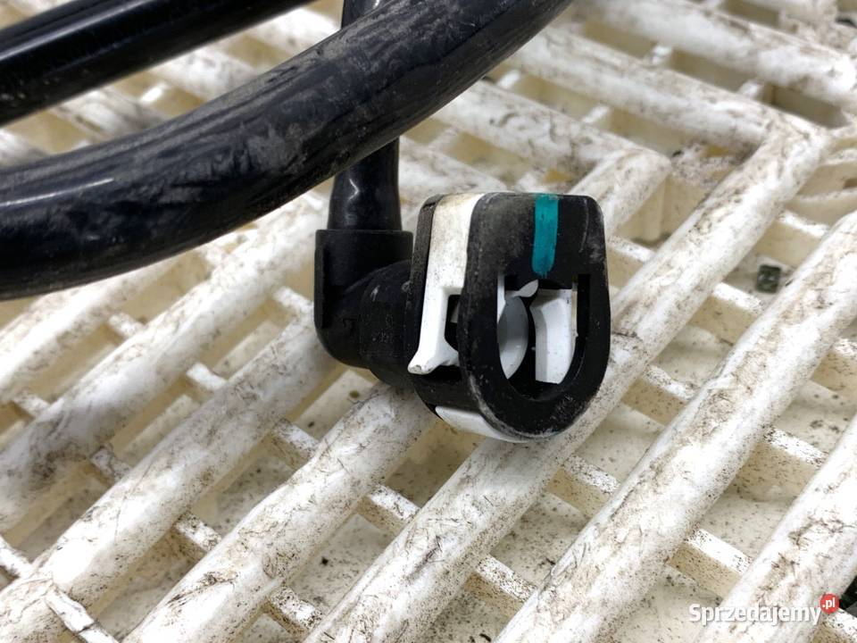 PRZEWÓD PALIWOWY 32242191 osobowe