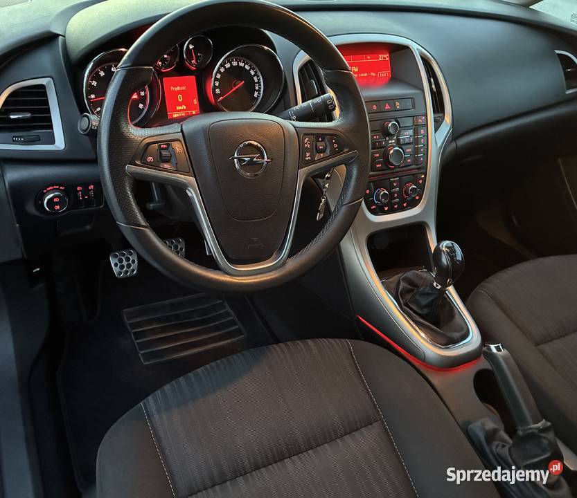 OPEL ASTRA J 16 benzyna klima temp alu mega komputer pokładowy Gostyń