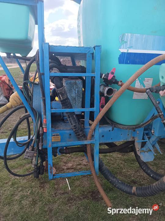 Opryskiwacz ciągany Berthoud Alba V30 Boćki