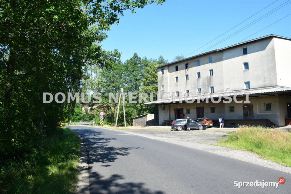 Dom wolnostojący Józefin Wojska Polskiego 2104m2 Sprzedaż łódzkie