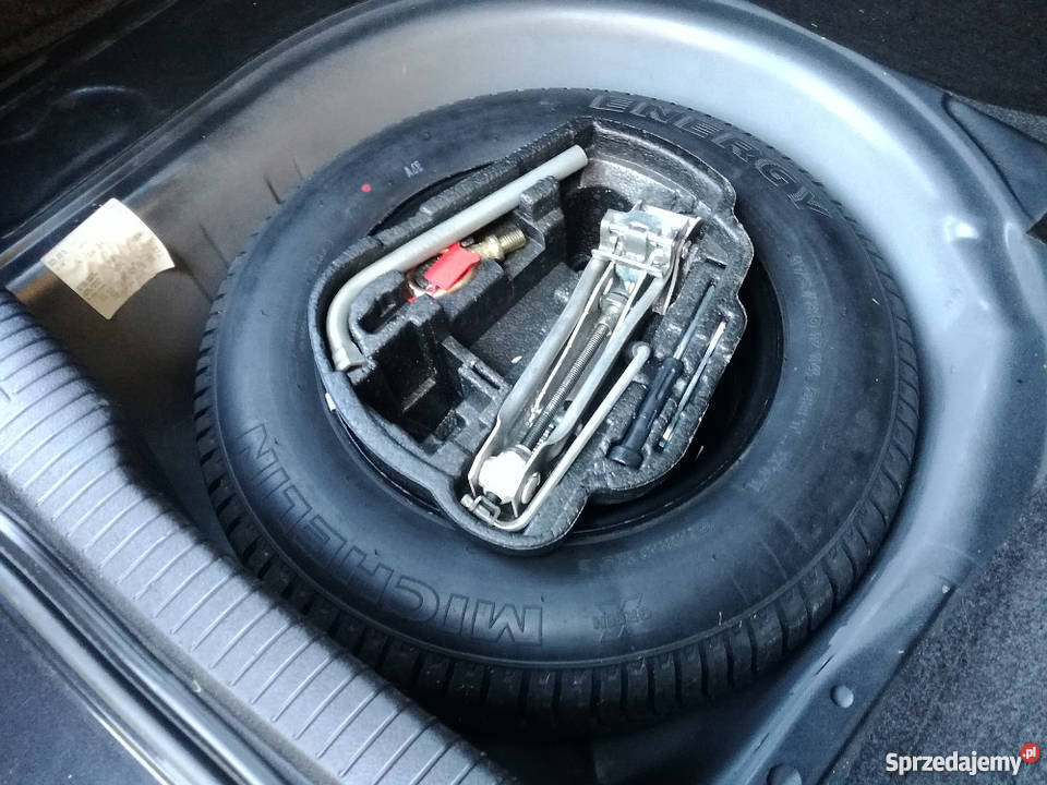 Volkswagen Golf 4 14 Benzyna Czarny Klima garażowany Zamość