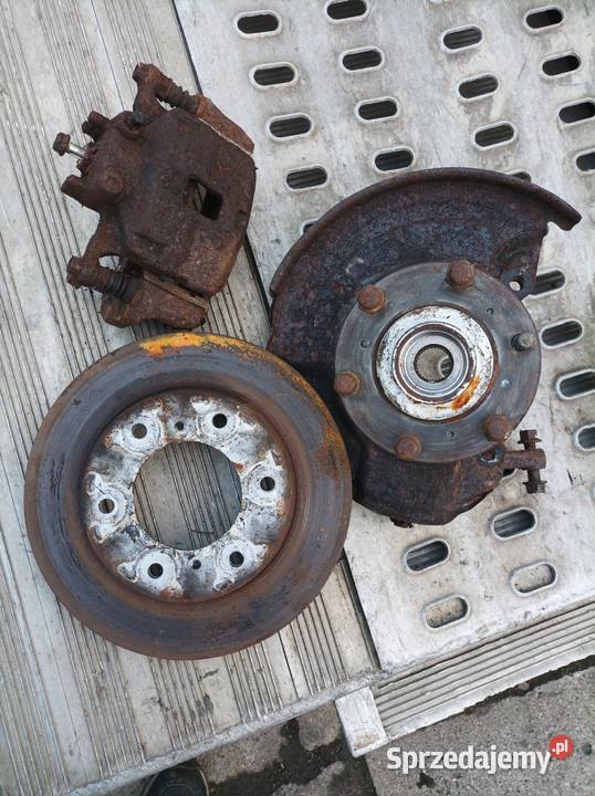 Mitsubishi L200 piasta lewa prawa Lublin