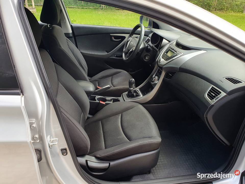 Hyundai Elantra kupiony 2013 r 16 benzyna 132 manualna Wrocław sprzedam