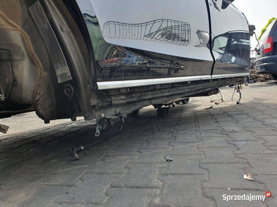 PRÓG PRAWY AUDI A8 D5 4N LONG LY9T kujawsko-pomorskie Lipno sprzedam
