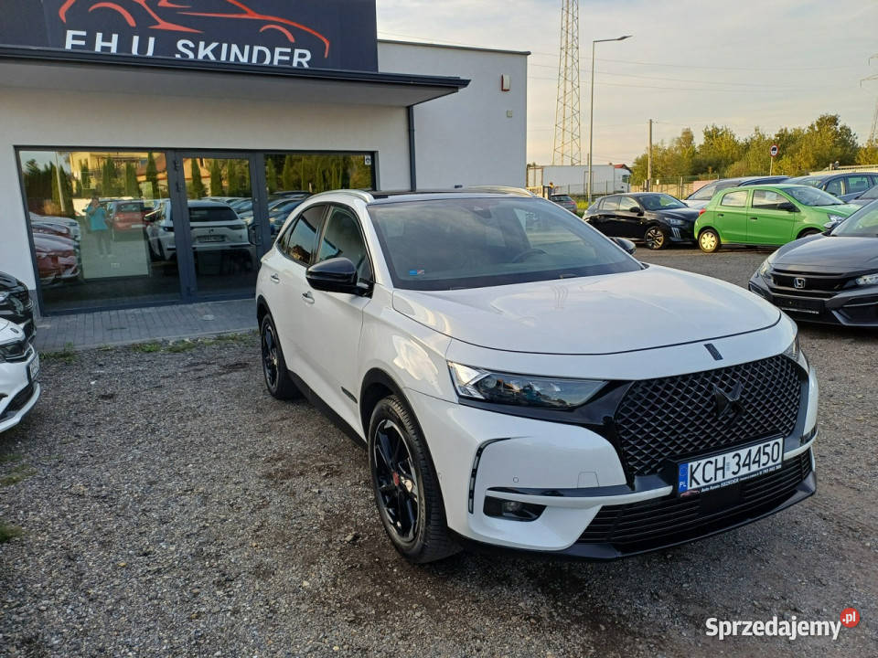 DS Automobiles DS 7 Crossback garażowany