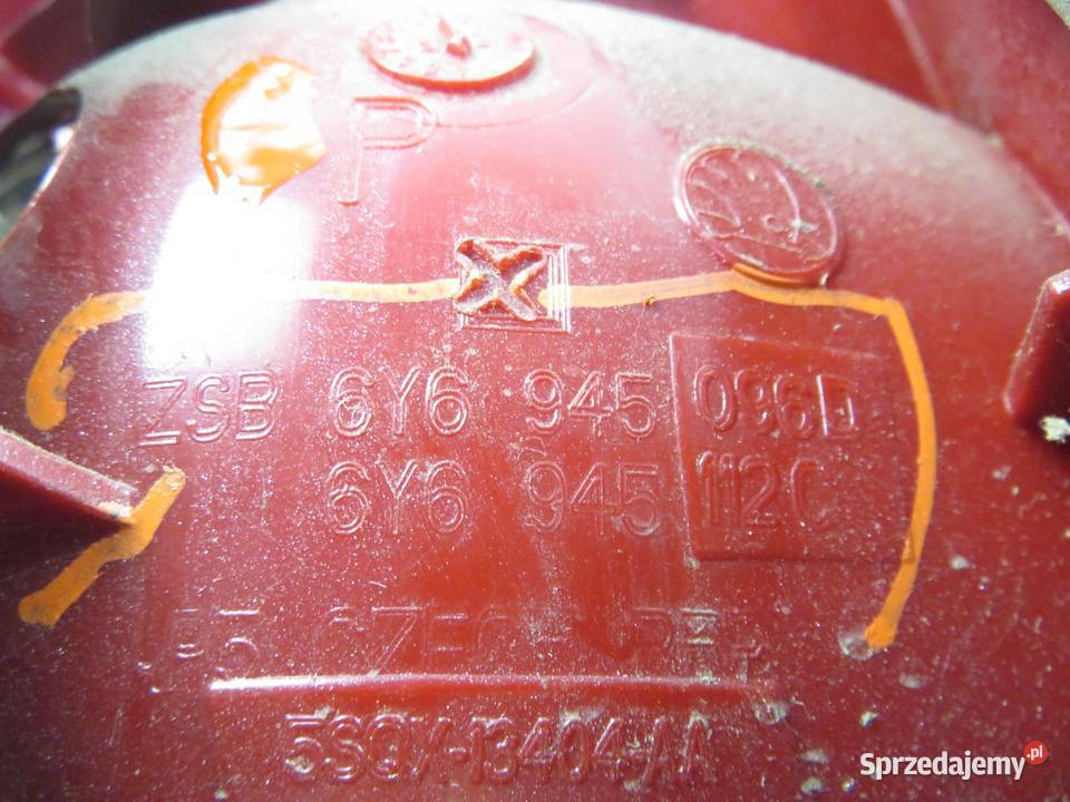 LAMPA PRAWA TYLNA SKODA FABIA I 6Y6945112C