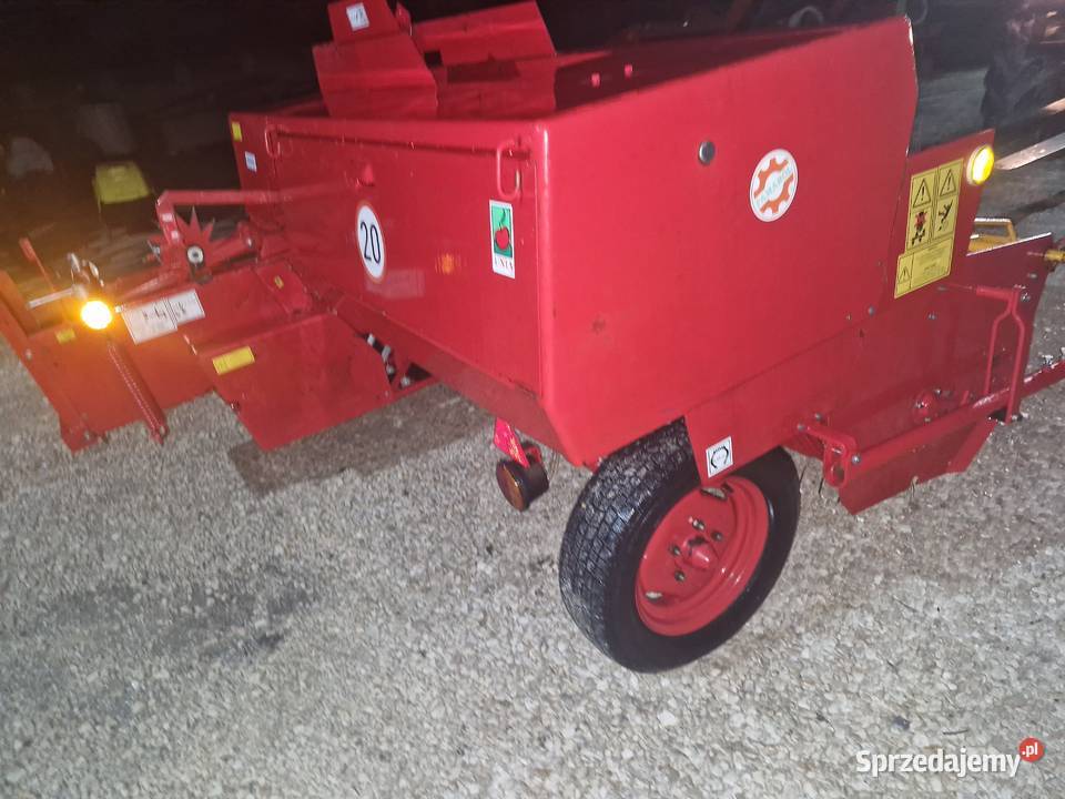 Prasa Famarol z511 2012r licencja Deutz Fahr nieuszkodzony Tuszyn
