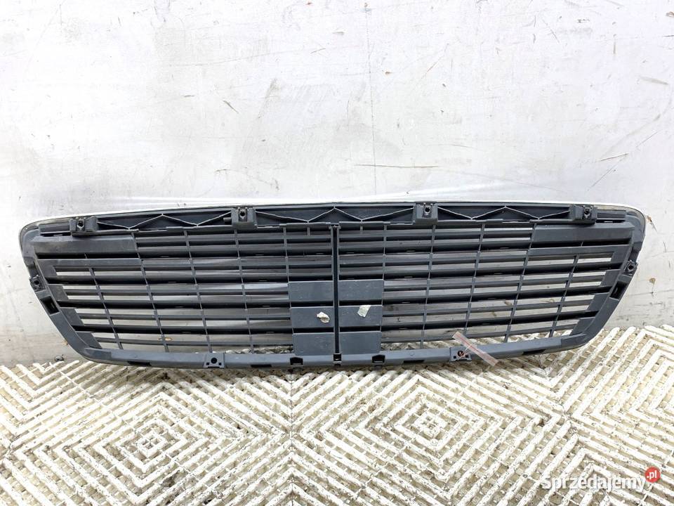ATRAPA GRILL MERCEDES S211 0309 Kombi KRATA Motoryzacja