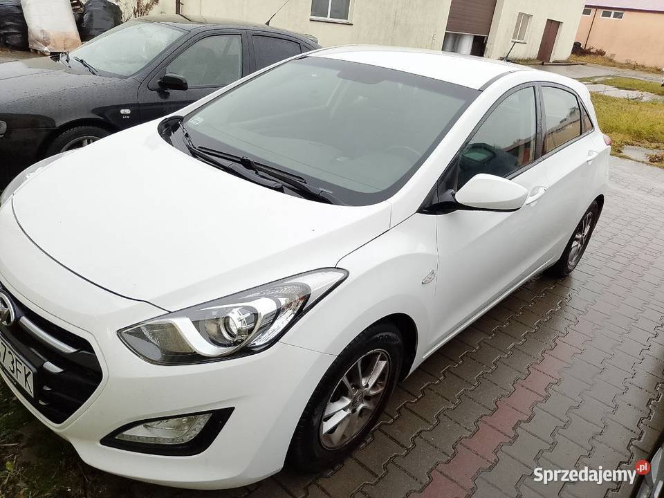 Hyundai i30 16 beznyna biały doskonały stan 2016 Lublin