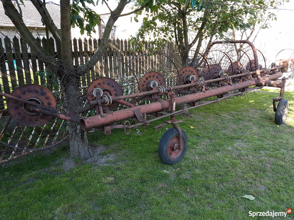Przewracarka do siana 7 gwiazdowa Maszyny zielonkowe Kozłów
