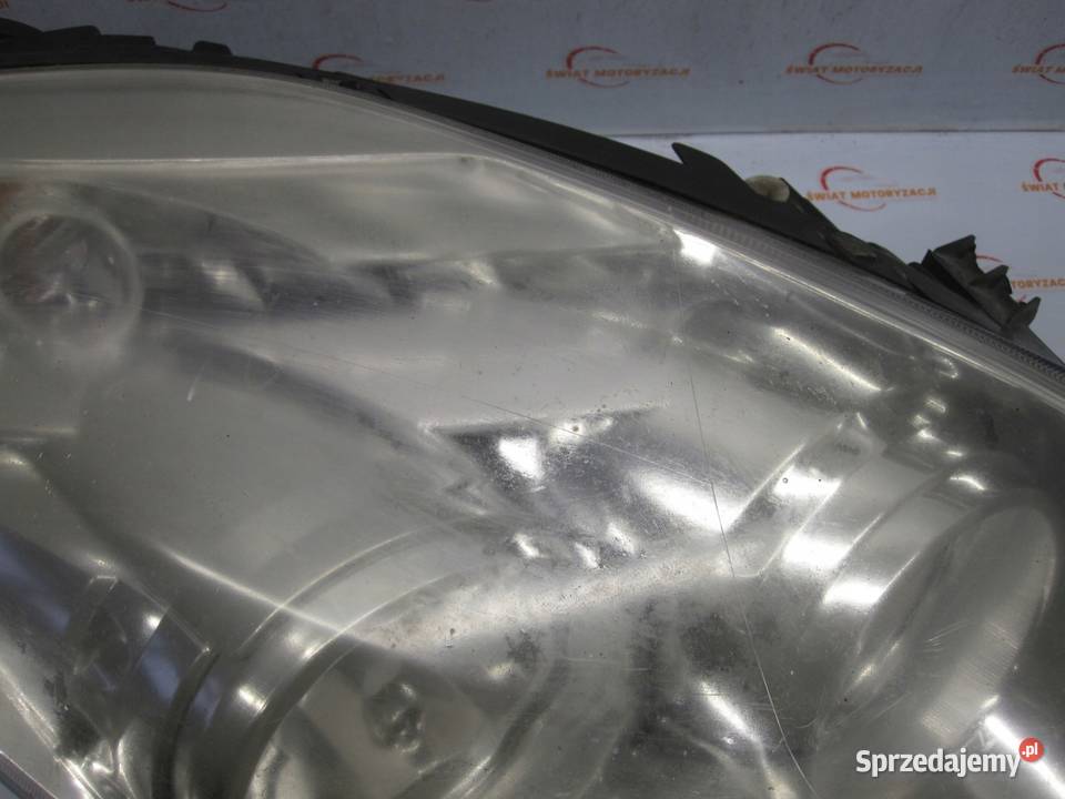 FIAT DOBLO II 10r Lampa prawy przód 51818111