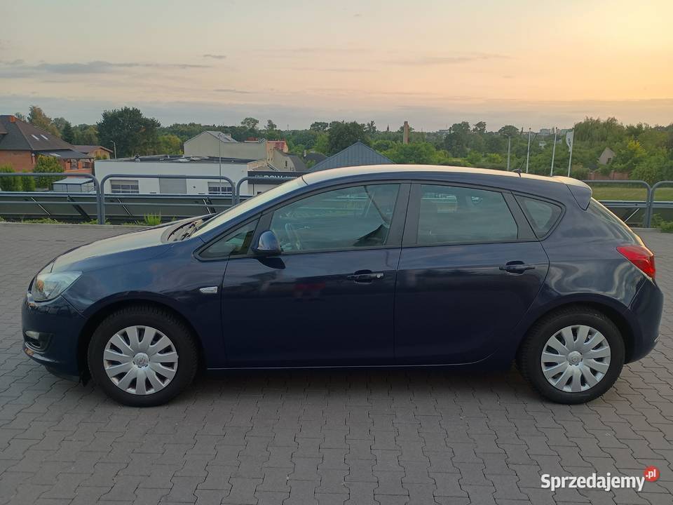 Opel Astra J 5drzwi z 201314r 14i benzyna 62000 Samochody osobowe Kalisz