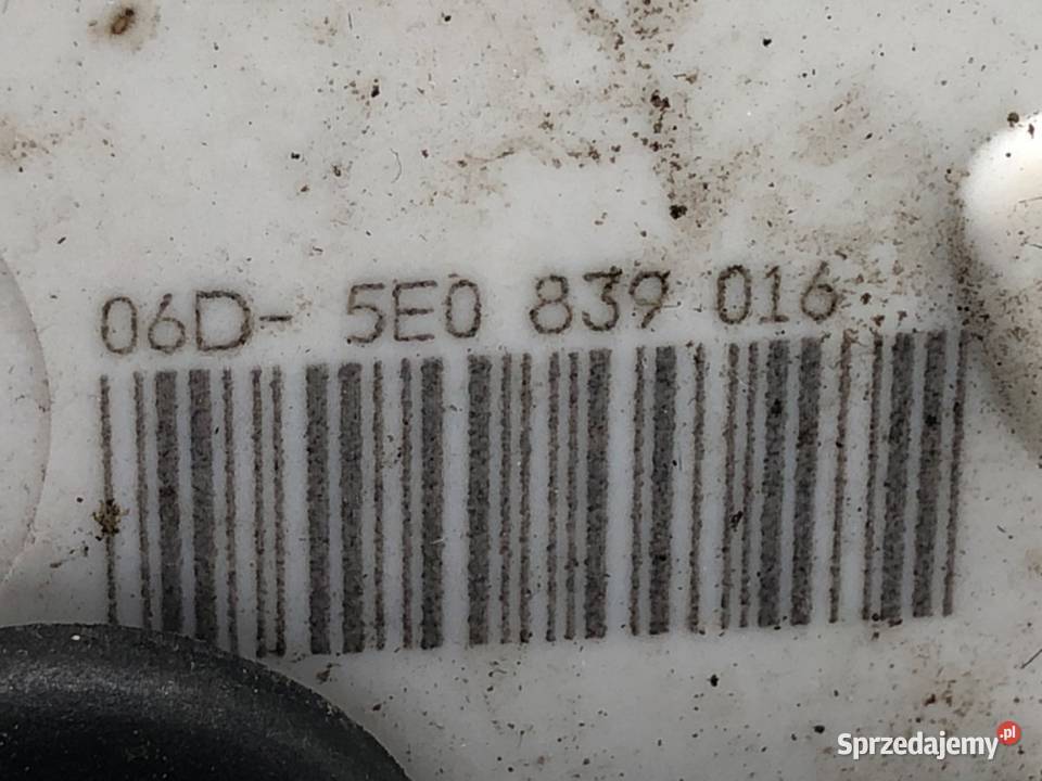 ZAMEK DRZWI PRAWY TYŁ SKODA RAPID Hatchback