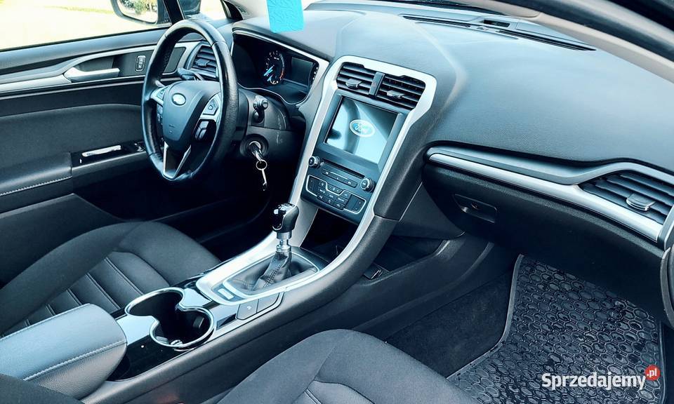 Sprzedam Ford Mondeo mk5 20 TDCI 150 światła do jazdy dziennej Mondeo Turek