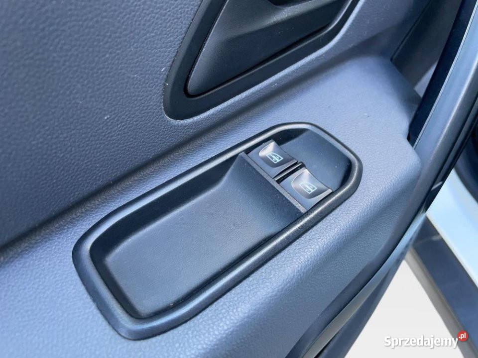 Dacia Duster 2019r Faktura VAT23 Salon Warszawa
