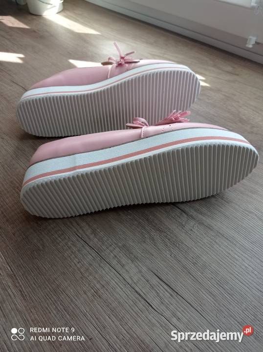 Buty różowe nowe rozmiar 38 inna Gostyń