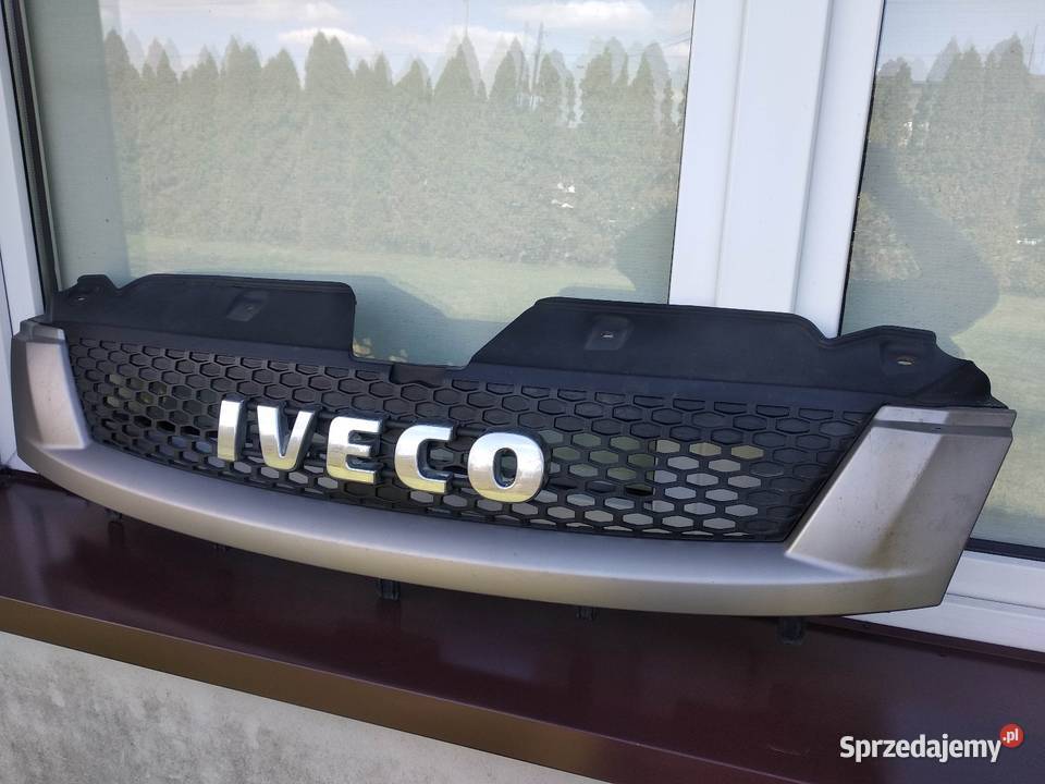 Iveco Daily IV grill atrapa przednia oryginał OE Sieradz