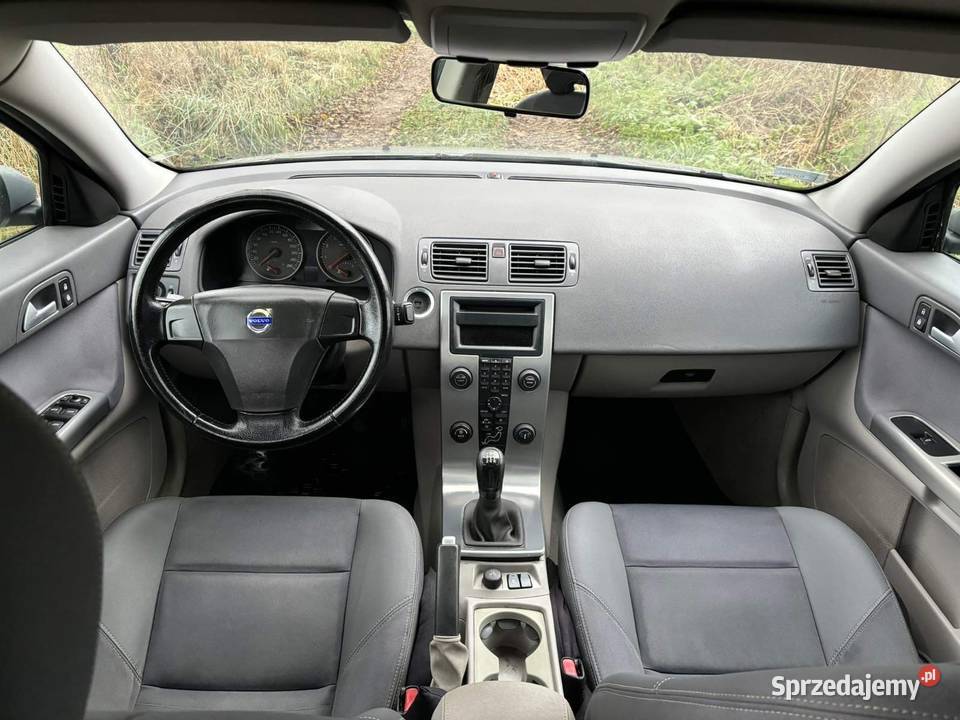 Samochód Volvo s40 18 manualna S40 Świecie