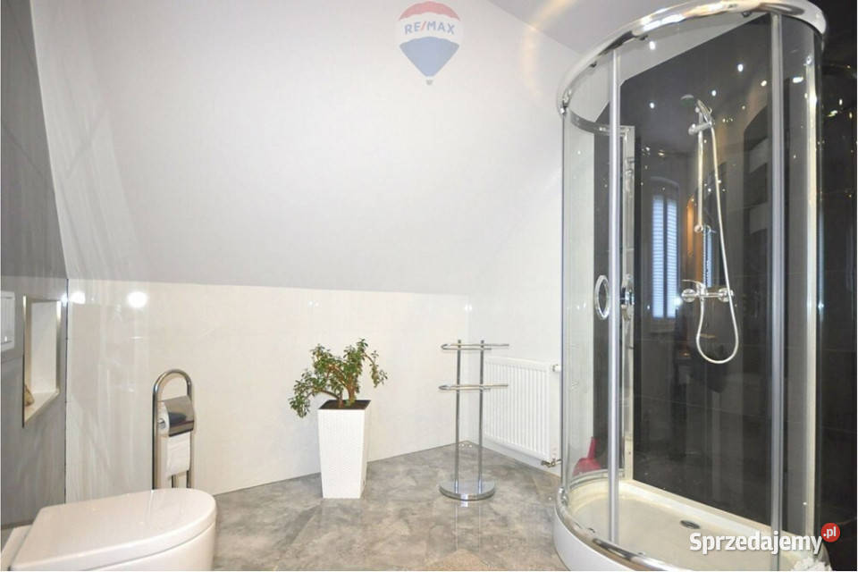 Dom w Cieplicach Gotowa inwestycja 3 mieszkania dolnośląskie Jelenia Góra