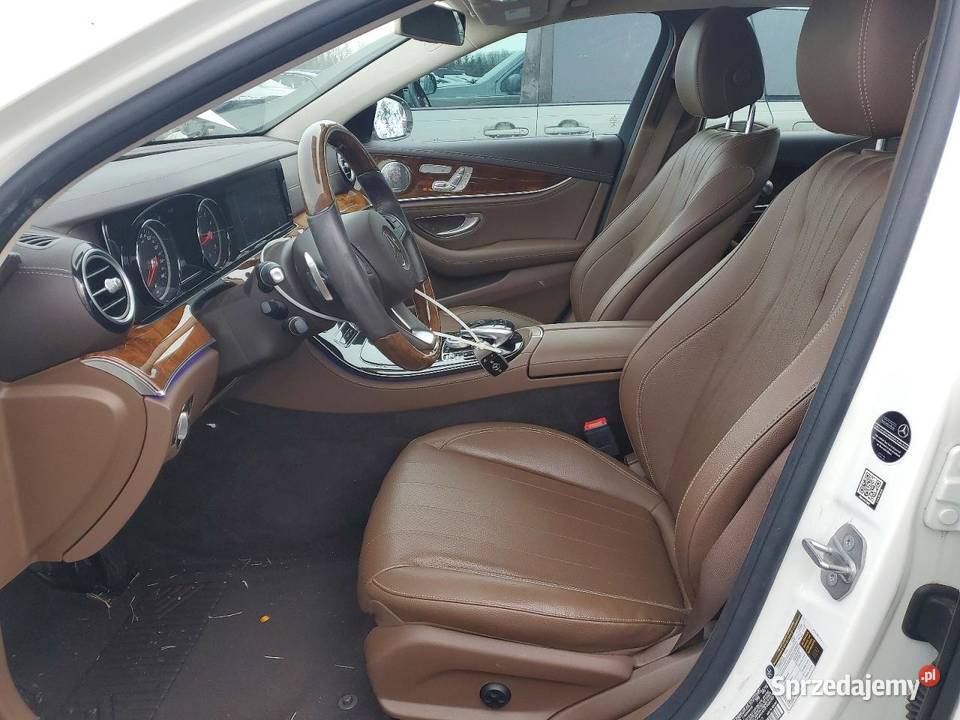 2016 MERCEDESBENZ E 300 4MATIC do sprowadzenia Klasa E Częstochowa
