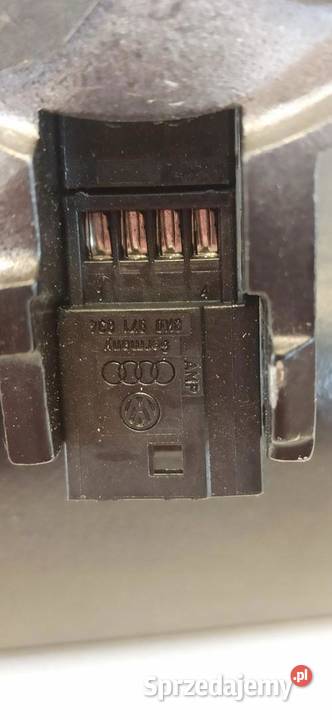 AUDI A6 C7 Q5 LUSTERKO WEWNĘTRZNE 8T0857511AB