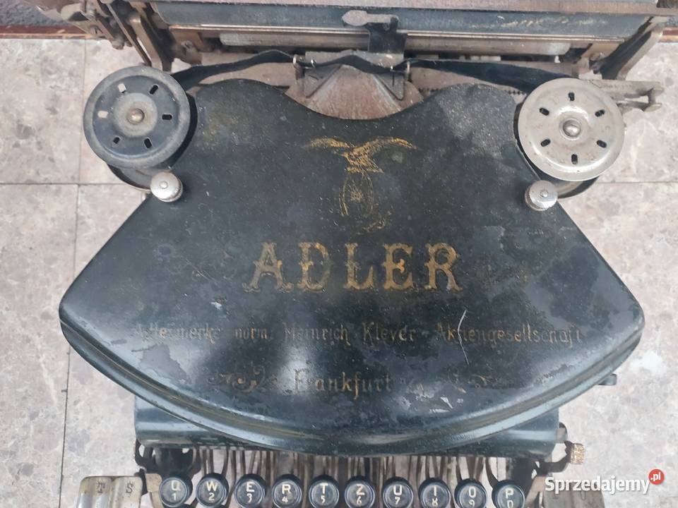 Stara maszyna do pisania gabinetowa Adler model Tczew