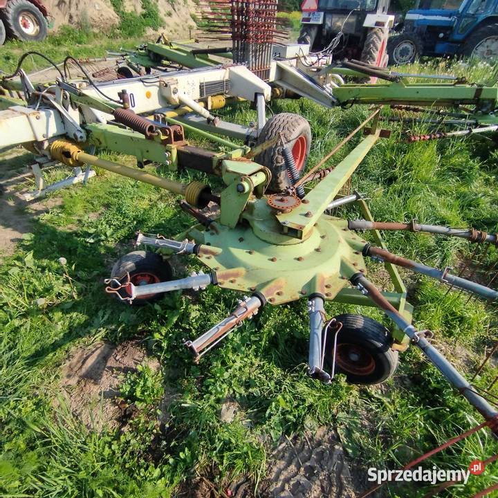 Zgrabiarka 4 karuzelowa Claas Liner 30003100 Zgrabiarki i przetrząsacze Maszyny rolnicze