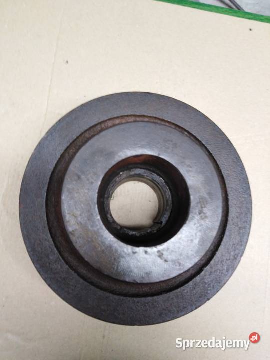 Koło pasowe wału korbowego C330 Części zamienne Krajno Pierwsze