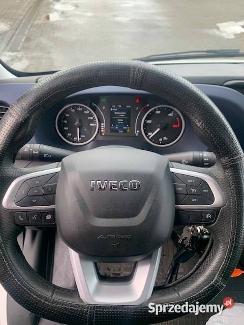IVECO DAILY 35S18 30 180 AUTOMAT HiMatic 8 PALET diesel Tychy
