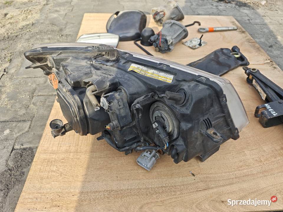 Lampa przód lewa Lublin