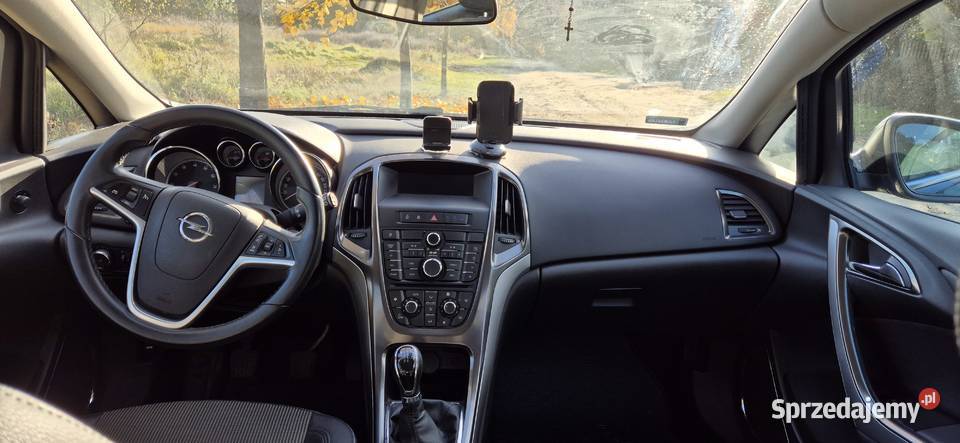 Opel Astra hatchback 16 Cosmo Biskupice