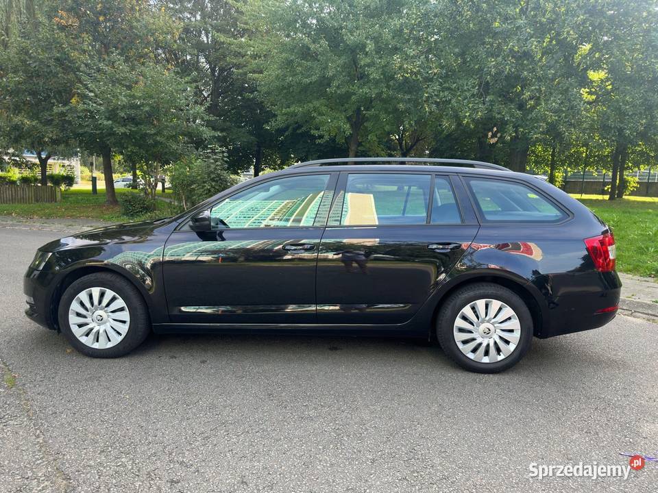 2017 Skoda Octavia Combi 16 TDI Ambition 4000 mazowieckie Warszawa sprzedam
