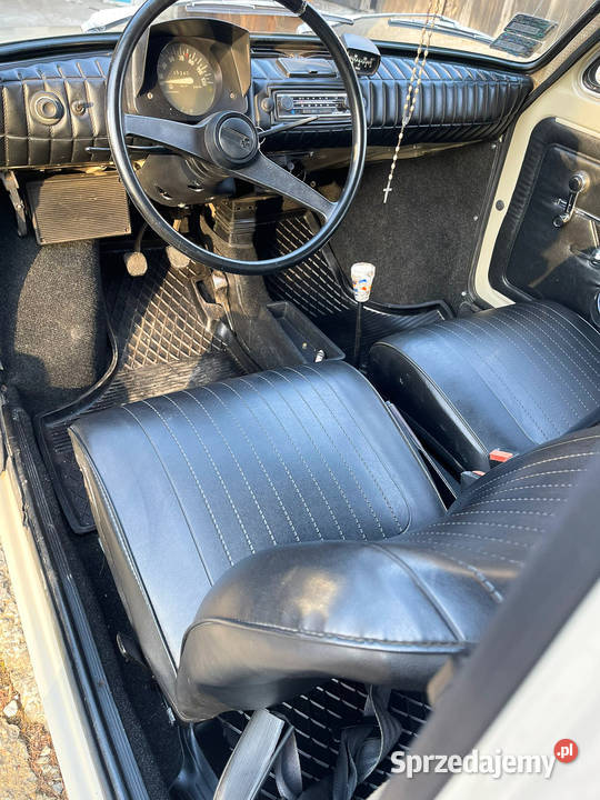 Polski fiat 126p 1977r