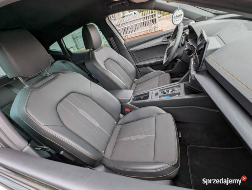 Cupra Formentor Oświetlenie ambiente auto NOWE wielofunkcyjna kierownica Cupra Kamienna Góra