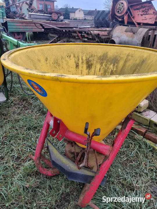 opryskiwacz i rozsiewacz Piątek